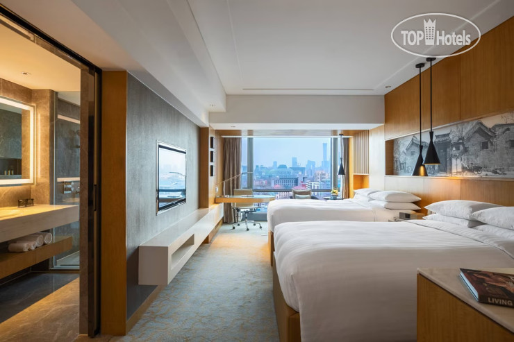Hotelier's photos Renaissance Beijing Wangfujing Hotel 5*