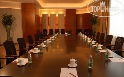 Hotelier's photos Days Inn Zhongxin 4*