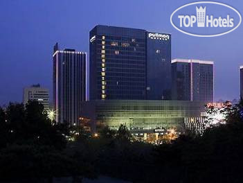 New photos from tourists Wanda Realm Beijing 5*
