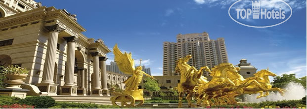 Hotelier's photos Howard Johnson Regal Court 5*