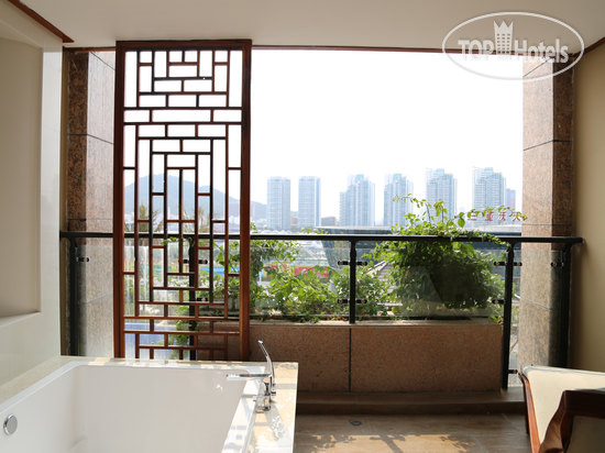 New photos from tourists Four Season Ocean Courtyard Hotel 5*