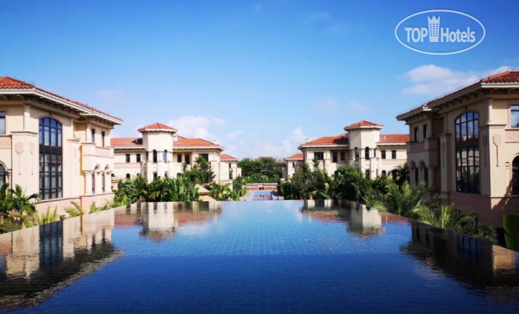 New photos from tourists Redbird Hotel Haikou 5*