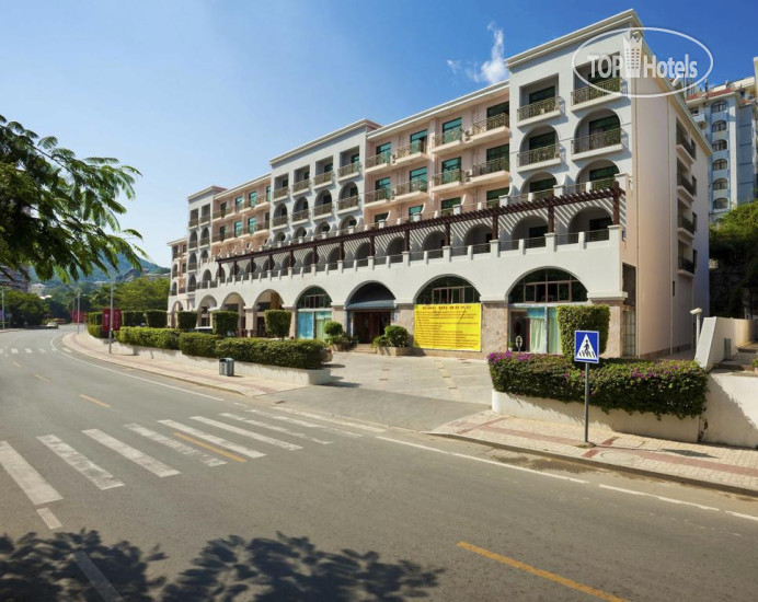 New photos from tourists Bao Hong Hotel Sanya (Annex Building) 3*