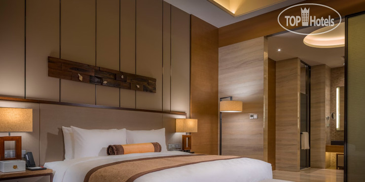 Hotelier's photos HUALUXE Sanya Yalong Bay Resort 5*