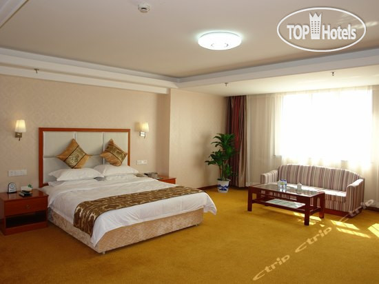 New photos from tourists International Hotel