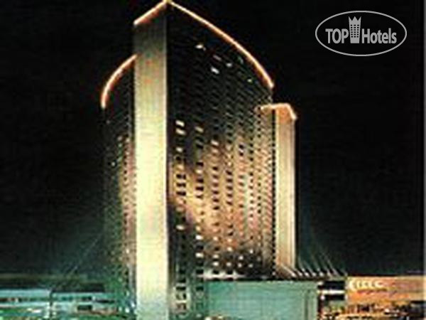 Hotelier's photos Golden Tulip Shanghai Rainbow 4*