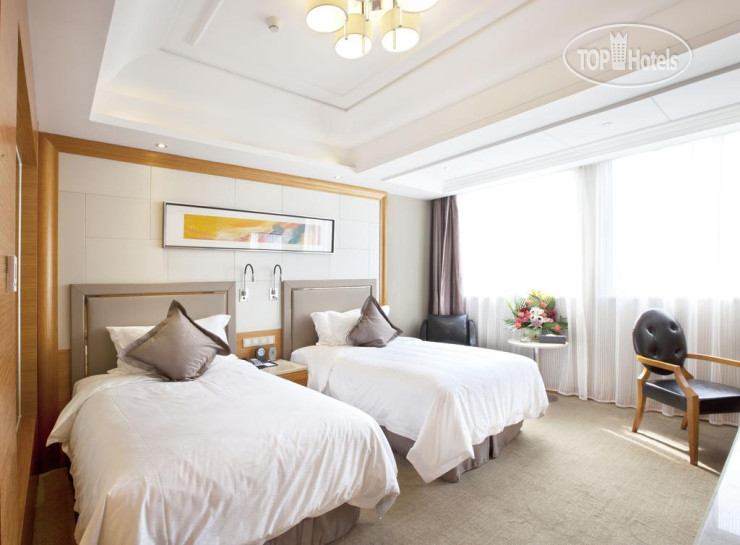 New photos from tourists Friend Hotel Shanghai 5*