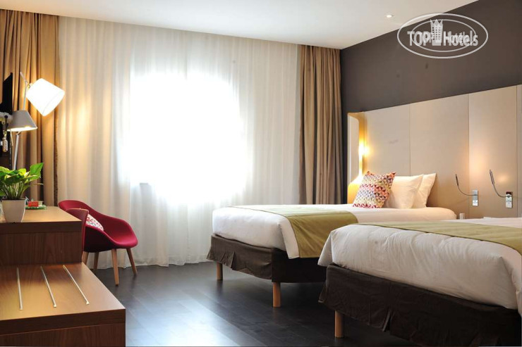 New photos from tourists Campanile Shanghai Natural History Museum Hotel 3*