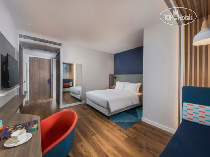 Фотографии отеля  Holiday Inn Express Xuhui Binjiang 3*