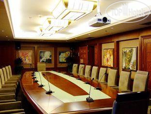 New photos from tourists Shanghai Jinrong International 4*