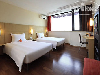New photos from tourists Ibis Shanghai Yu Garden 3*