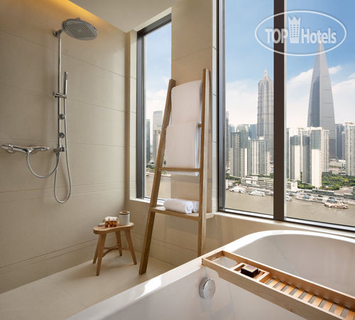New photos from tourists Indigo Shanghai on the Bund 5*