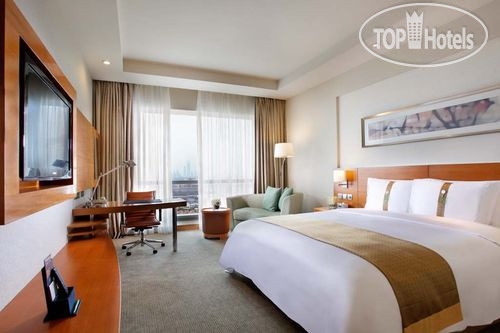 New photos from tourists Holiday Inn Shanghai Pudong Kangqiao 4*