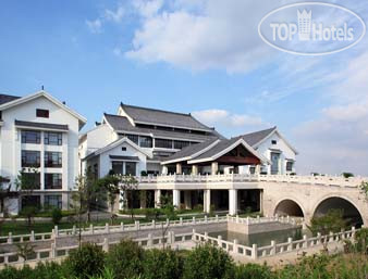 Hotelier's photos Howard Johnson Jingsi Garden Resort Suzhou 5*