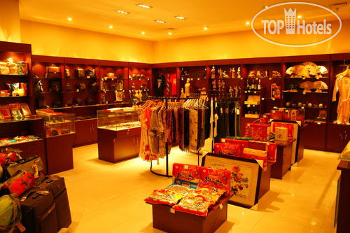 New photos from tourists Holiday Inn Xian Greenland Century City 4*