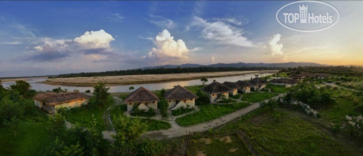 Hotelier's photos Barahi Jungle Lodge 4*