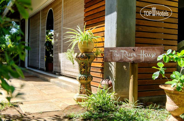 Фото The River House