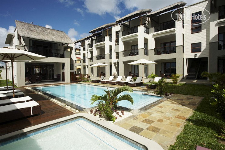 Hotelier's photos Grand Bay Suites 3*