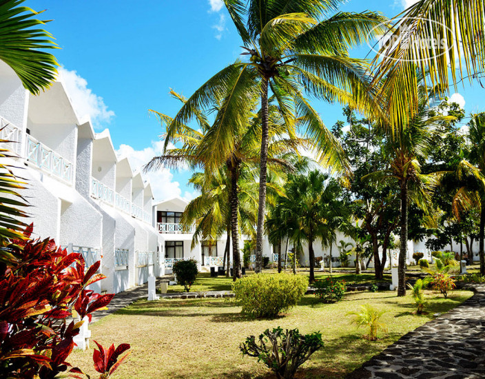 Фото Coral Azur Beach Resort Mont Choisy