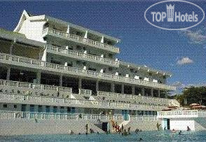 Фото La Piscine