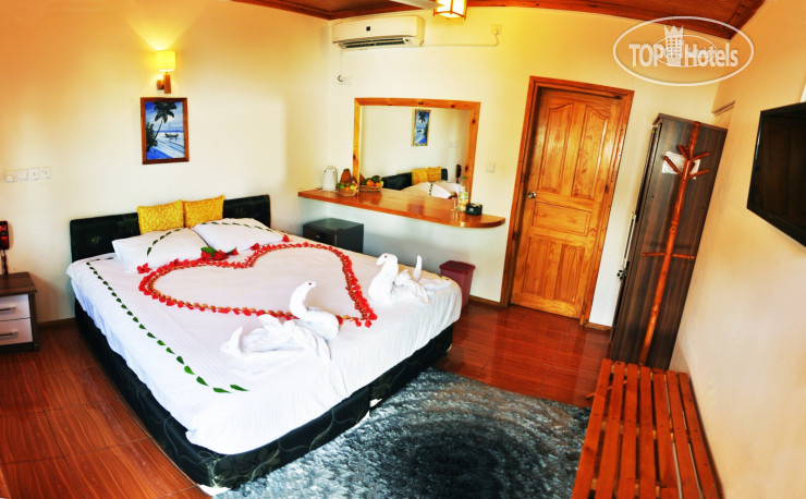 Photos New Breeze Thoddoo Inn