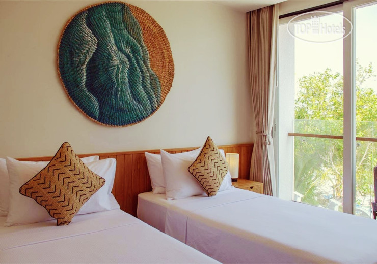 New photos from tourists Stone Beach Club, Dhiffushi 4*