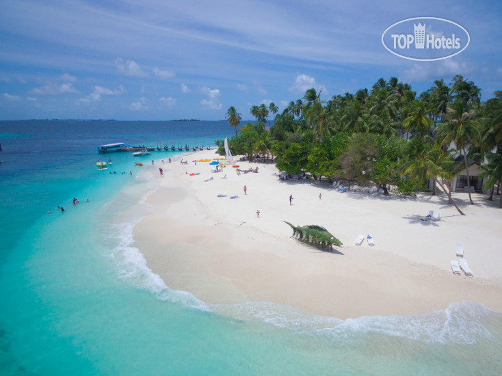 Hotelier's photos Malahini Kuda Bandos Resort 4*