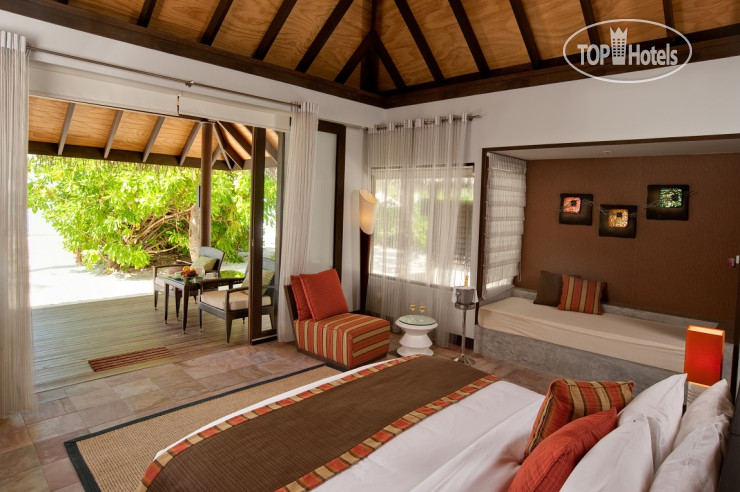 New photos from tourists Velassaru Maldives 5*