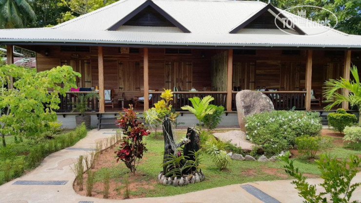 Hotelier's photos La Digue Holiday Villa