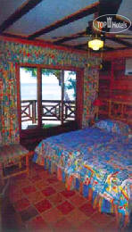 Hotel photo Le Petit Village APT