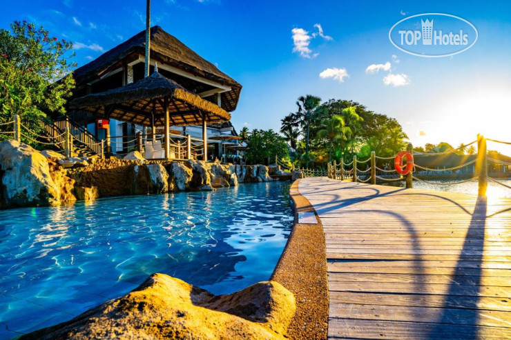 Hotel photo Fishermans Cove Resort 5*