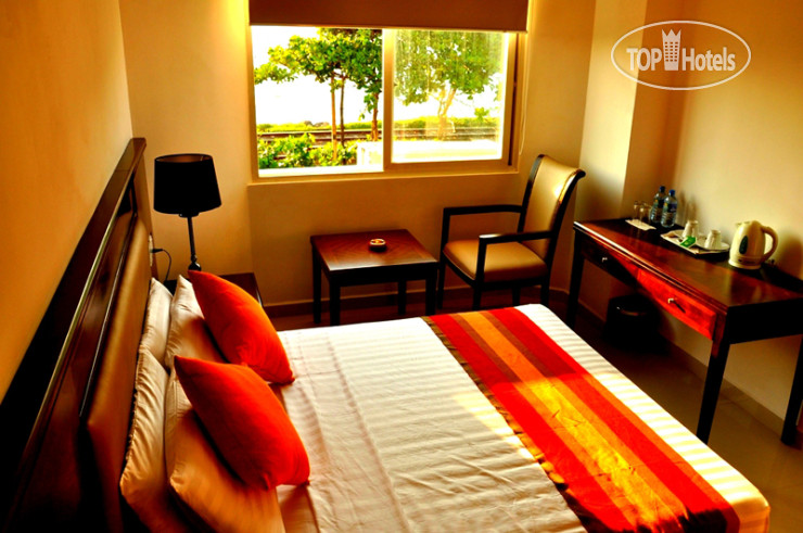 Hotelier's photos Sai Sea City Hotel 3*