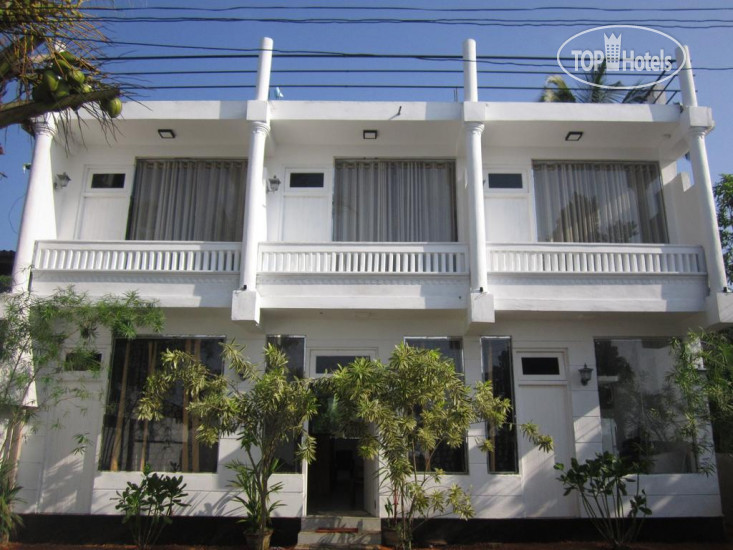 Новые добавленные фото туристов White Surfing Beach Resort