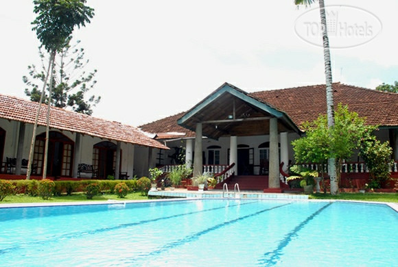 New photos from tourists Pantiya Estate Holiday Bungalow