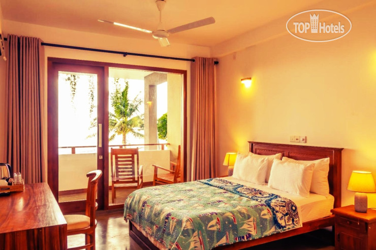 Hotel photo Tantalize Beach Resort 3*