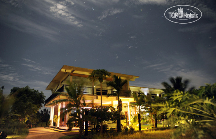 Hotelier's photos Serene Park Hotel 3*