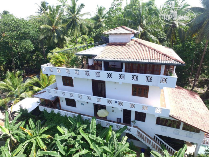 Hotelier's photos White Villa 3*
