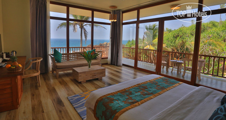Hotel photo Thaproban Pavilion Waves 5*