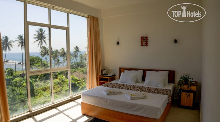 Photos Tevins Place Hotel