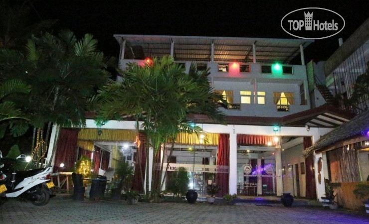 Hotelier's photos New Golden Bay Resort