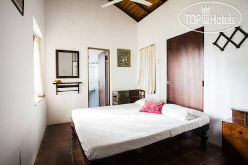 New photos from tourists Lands End Matara