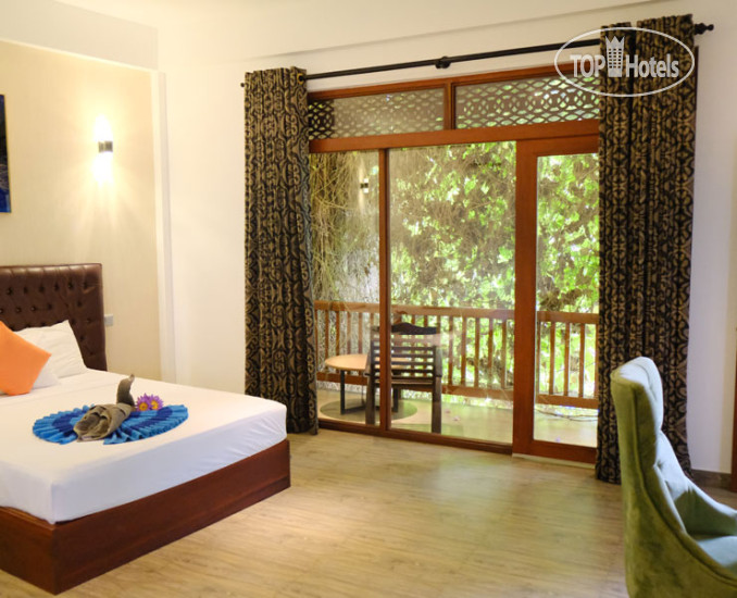 Hotel photo Polhena Grand Resort & Banquet 3*