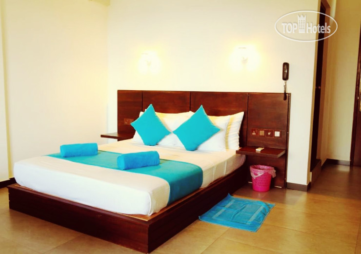 Photos Seafood Restaurant & Motel