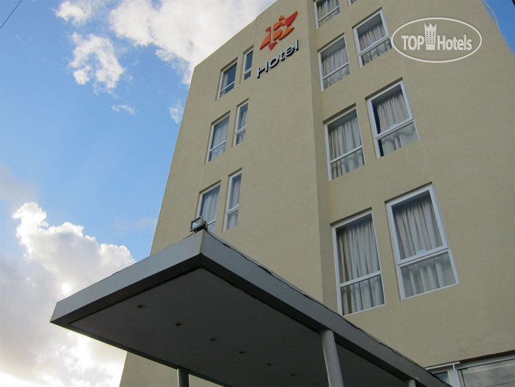 Hotel photo B Hotel 3*