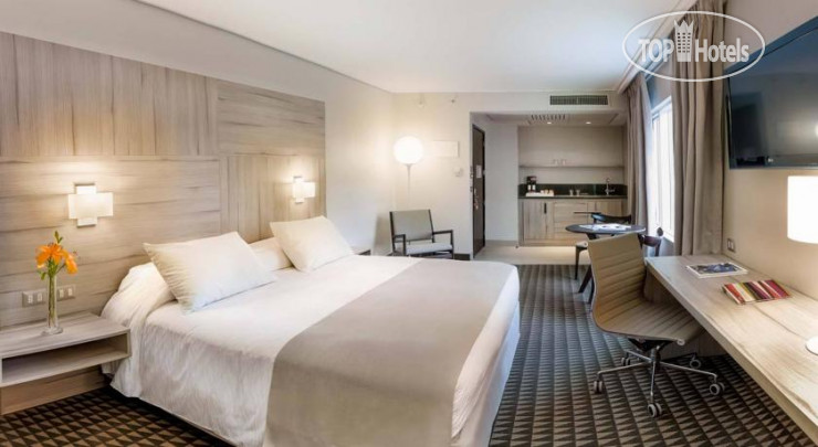 Hotel photo Atton Vitacura 4*