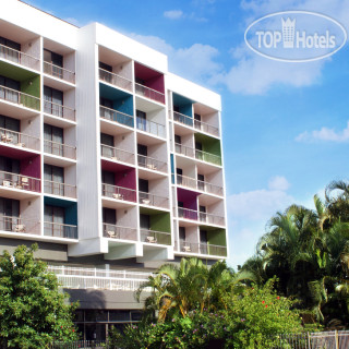 Фото Cairns Plaza Hotel