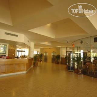 Фото Comfort Hotel Acacia Court, Cairns