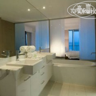 Photos Reflection on the Sea