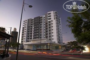 Hotel photo Oaks Gateway Suites 4*