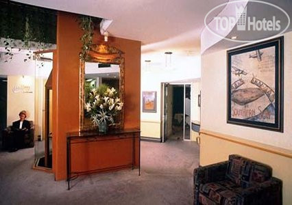 Hotelier's photos Quality Hotel Airport International, Hamilton 3*
